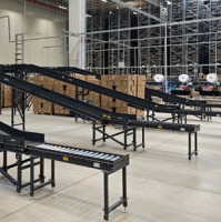 OSTROJ dodal dopravníkovou linku pro Notino v Rumunsku. Systém zvládne až 6 000 balíků za hodinu